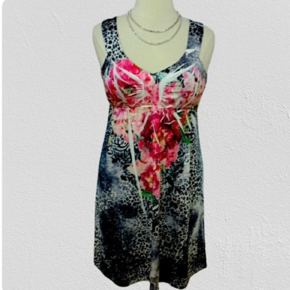 KIARA Floral Swing Dress. NWOT - Picture 2 of 5